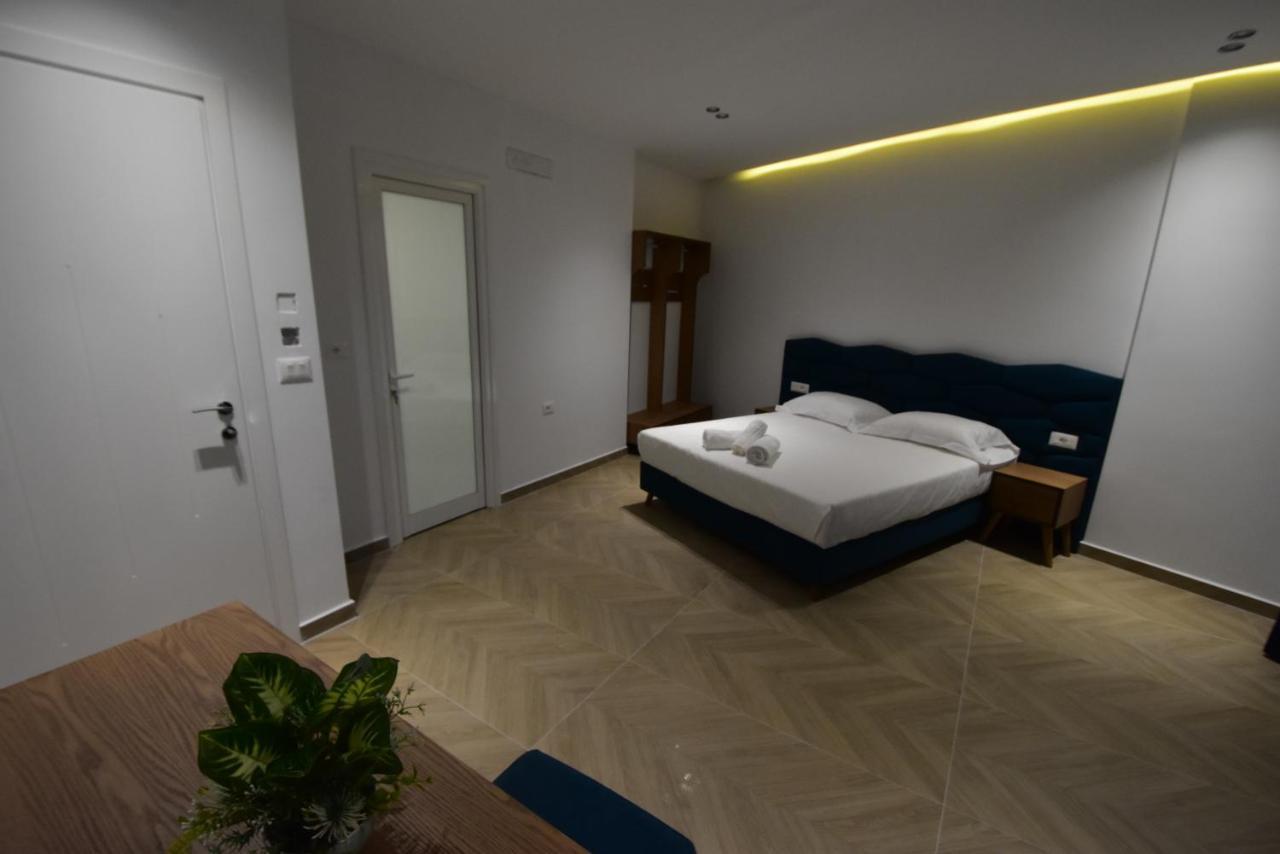 Agimi Hotel Ksamil Exteriér fotografie