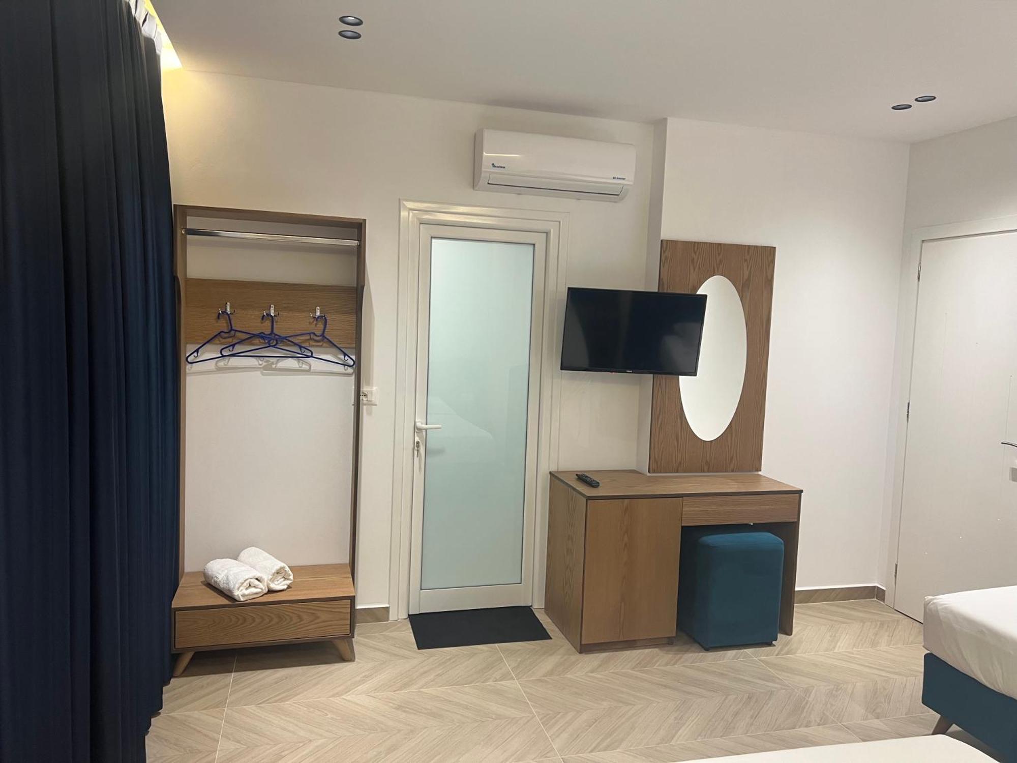 Agimi Hotel Ksamil Exteriér fotografie