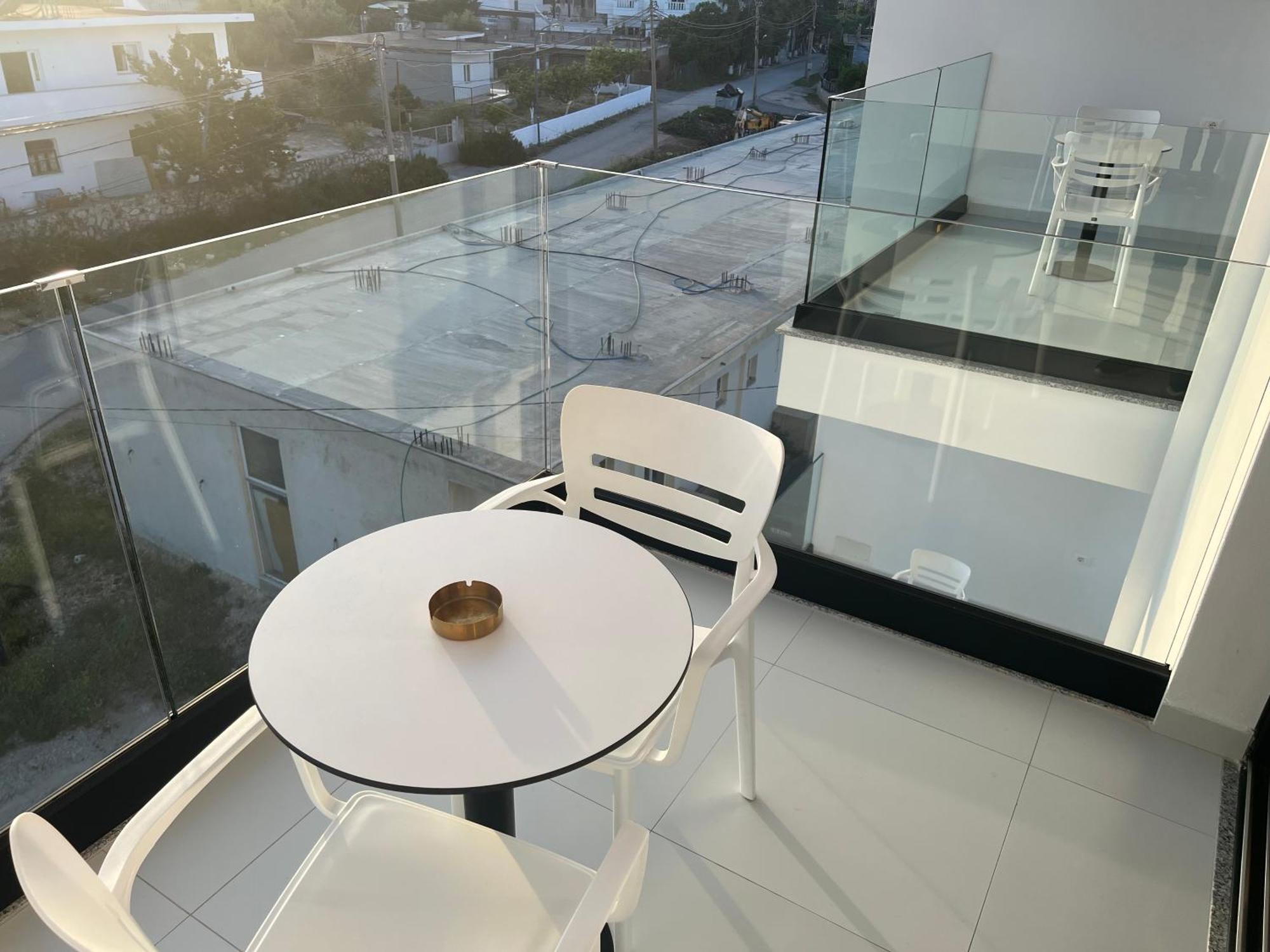 Agimi Hotel Ksamil Exteriér fotografie